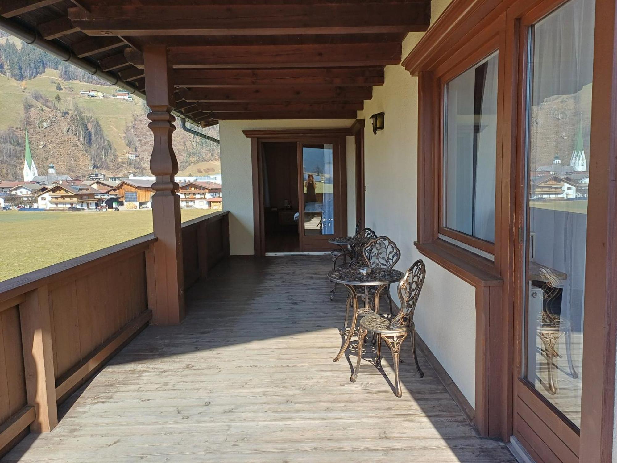 Gaestehaus Berta Zell am Ziller Room photo